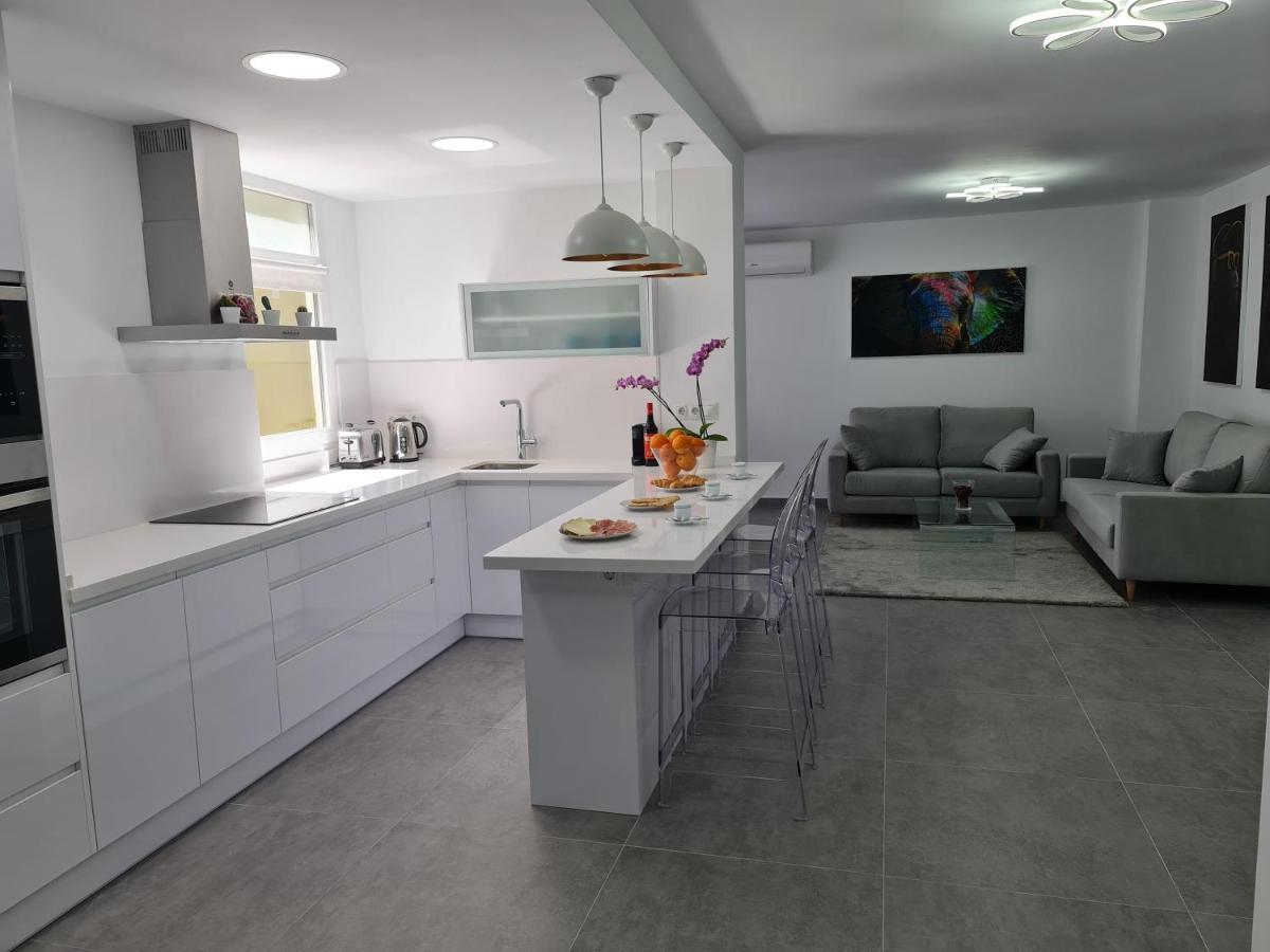 Modern 3 Bedroom Luxury Apartment In Torremolinos Exterior foto